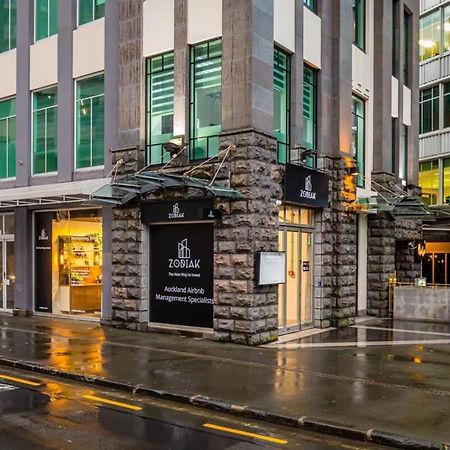 Bright One Bedroom Beauty With Balcony And Unbeatable Views Auckland Bagian luar foto